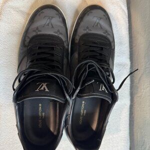 Louis Vuitton Rivoli Monogram Black